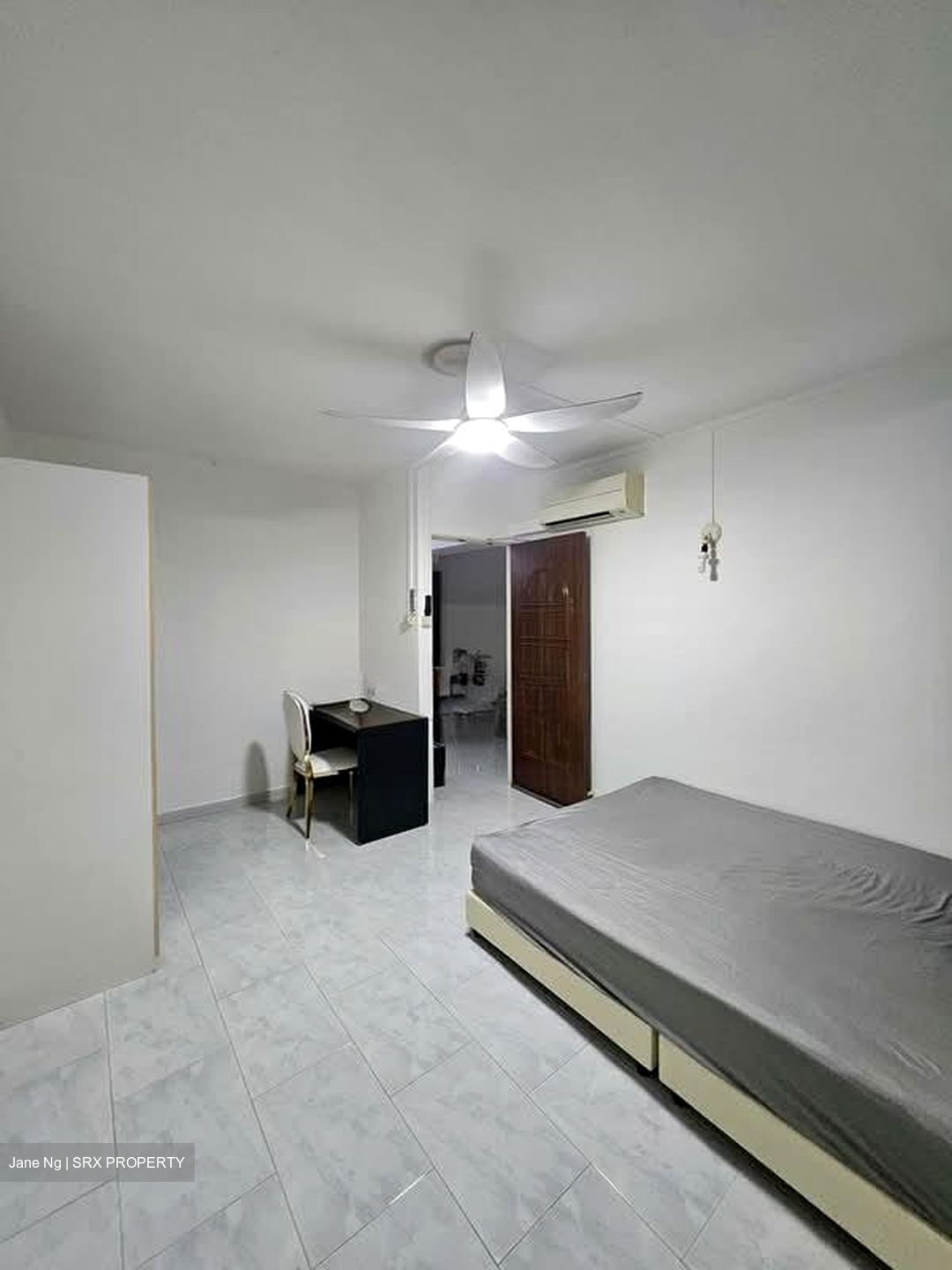 Blk 895 TAMPINES GROVE (Tampines), HDB Executive #585485871
